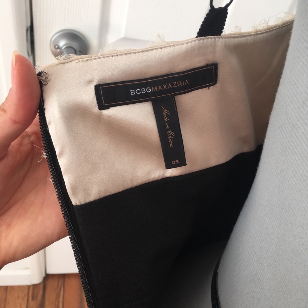 BCBG cocktail dress size 6 black / nude - Picture 4 of 6